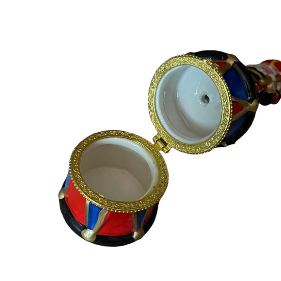 Nutcracker Trinket Box Ornament Ceramic and Enamel - Picture 3 of 9